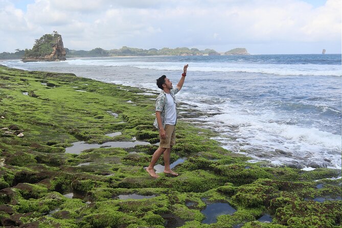 1 Day - Malang Beaches and Island Hopping // 06:30 - 17:30 - Sendiki Beach, the first hour by the sea