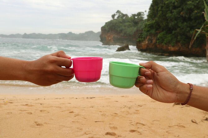 1 Day - Malang Beaches and Island Hopping // 06:30 - 17:30 - Sendang Biru, boats and a working fish market