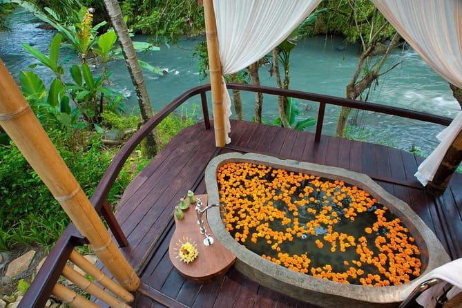 2 hours Bali Lulur Massage & Spa Treatment Including Hotel Transfers - The spa setting and possible venue changes