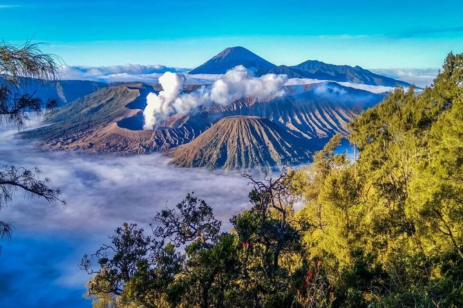 2Days - Bromo Sunrise Ijen Adventure via Malang - Guides, vehicles, and group size