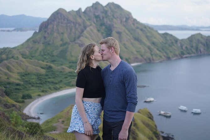 3 Days Deluxe Boat Private Cabin Sailing Trip in Komodo Island - What the $585 price really covers