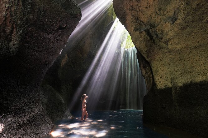 3 Days for the best of Ubud Private Tour - Swimming at Taman Sari and photographs at Kanto Lampo