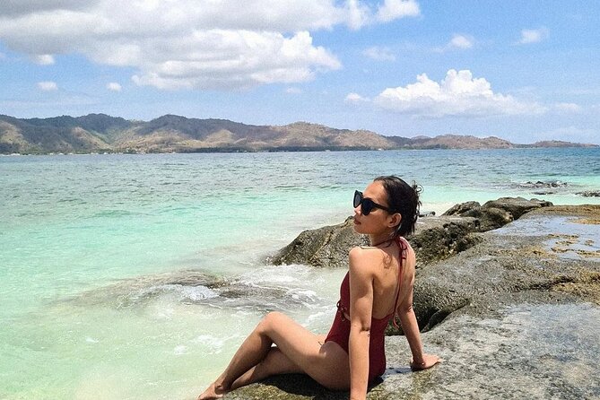 3 Days Lombok Sharing Tour - Day three: weaving traditions and South Lombok beaches