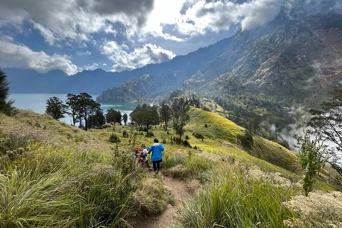 3 Days Mount Rinjani Complete Tour @All In One Price - Down to Segara Anak Lake and the hot spring