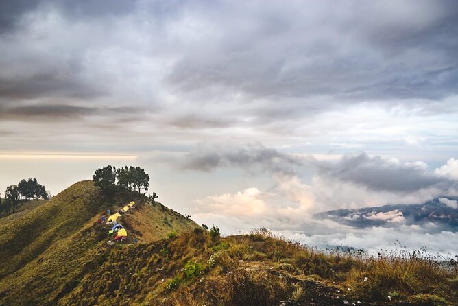 3 Days Mount Rinjani Complete Tour @All In One Price - Arrival day in Senaru and the waterfall bonus