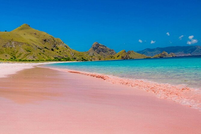 3D/2N Komodo Tour by Private Boat for 10 pax - Manta Point and the second night at sea