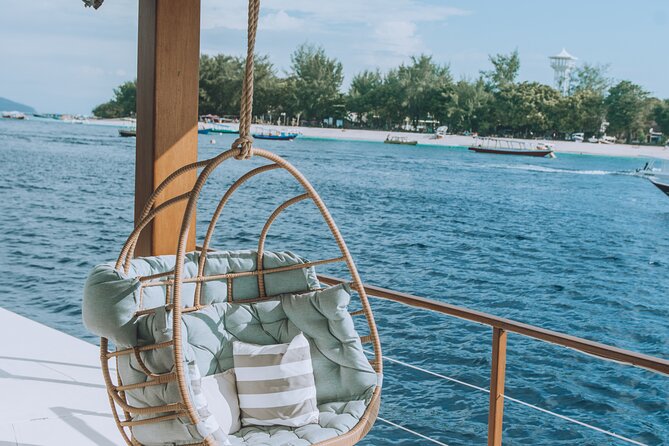4-in-1 • Gili Islands Half-day Snorkel & Lunch Catamaran Tour - Gili Air and Secret Garden