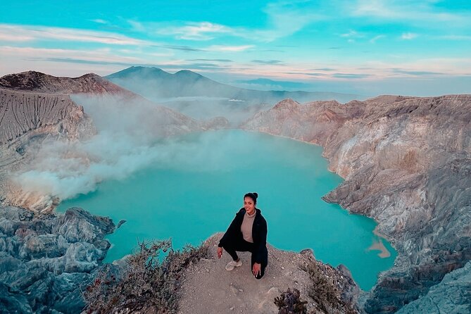 4D3N Bromo Ijen Tumpak Sewu Waterfall Tour from Surabaya/Malang - Jodipan Rainbow Village makes a lively first stop