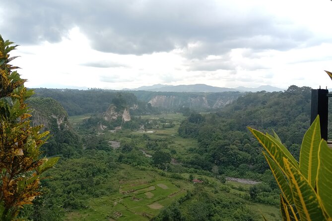 5-Days Private Tour in West Sumatera - Day two: Harau Valley and everyday Minang life