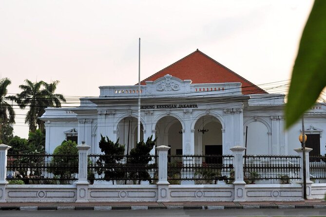 8 Hours Jakarta Private City Tour - (All Tourist Attractions) - Key points at a glance