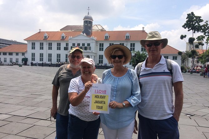 8 Hours Jakarta Private City Tour - (All Tourist Attractions) - Istiqlal Mosque and Jakarta Cathedral