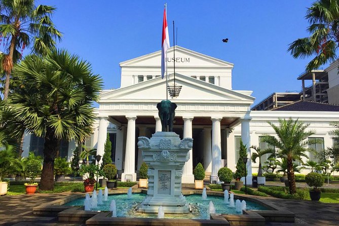 8 Hours Jakarta Private City Tour - (All Tourist Attractions) - Who will enjoy this eight-hour route?