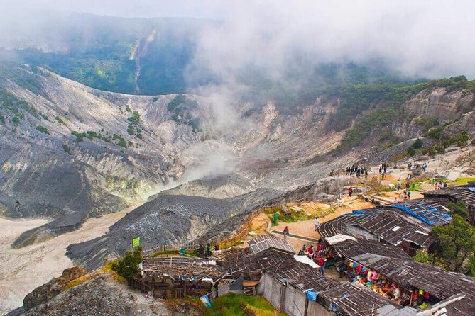 Active Volcano, Rice Field, Hot Spring, Fruit market, Tea Plantation with Lunch - Lembang Fruit Market and the taste of West Java