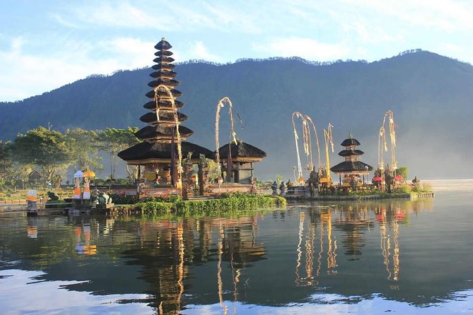 All inclusive Bali Sekumpul Waterfalls Trekking Tour - Riding from Lemukih to the trail