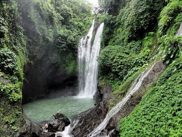 All Inclusive : Jumping Sliding at Aling- Aling Waterfall - Handara Gate - Lunch - Aling-Aling Waterfall Is the Main Event