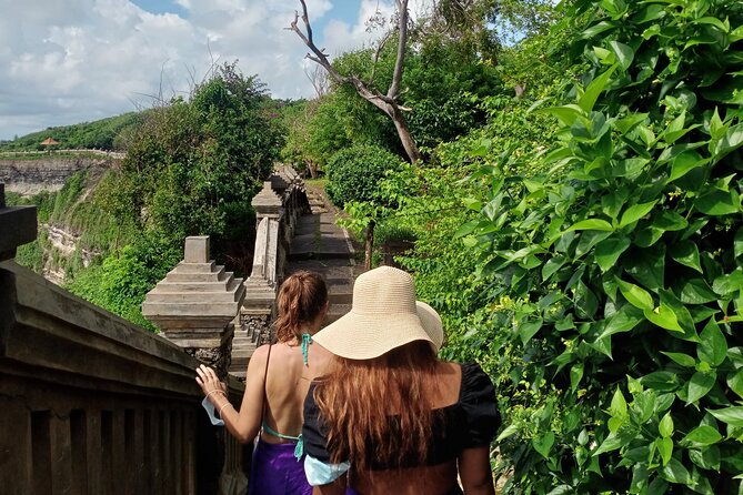 All Inclusive Kecak Dance and Uluwatu Temple Admission Ticket - Choosing between the 6 pm and 7 pm performance