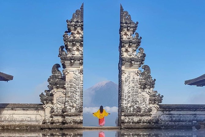 All-Inclusive Lempuyang Temple Gate Of Heaven Tour - Tirta Gangga’s pools, statues, and royal setting