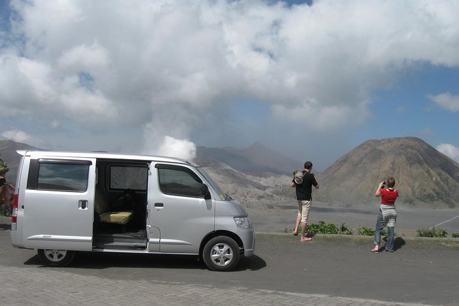 Amazing Bromo Madakaripura Waterfalls and Ijen - Day three: the midnight climb at Ijen Crater
