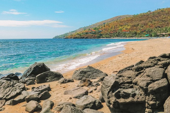 Amed Bali Snorkelling: Japanese Shipwreck & Vienna Beach Tour - Small groups and personal help