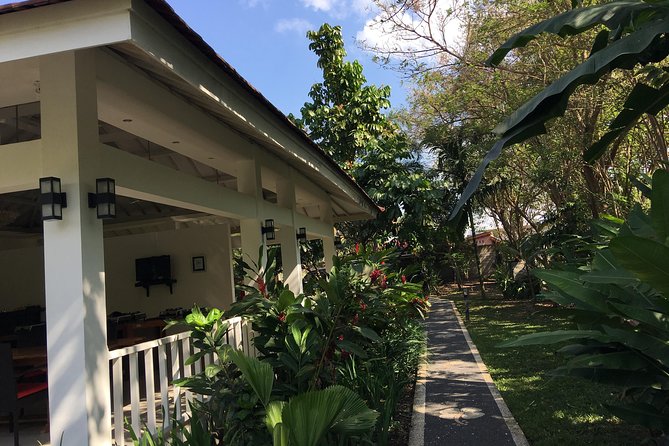 Anggrek Putih Lombok Cooking Class - Timing, booking, and weather concerns