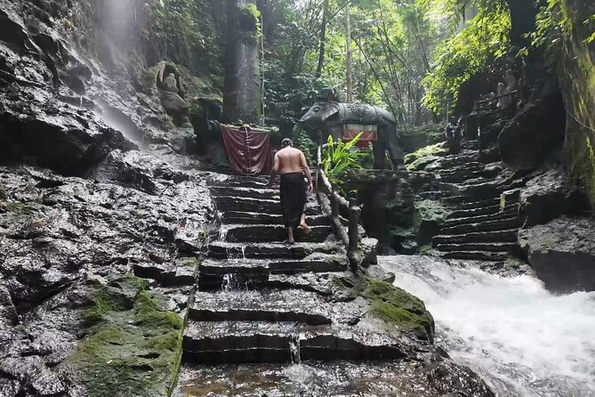 Atman Bali Journey water blessing - Wayan Wawan as your guide