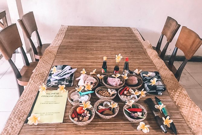 Authentic Balinese Cooking Classes - Why the small group matters
