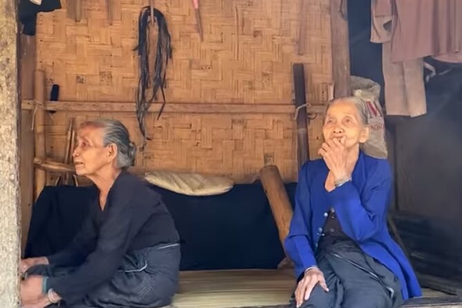 Baduy Tribal Tracker and Village in Private Tour Full Day & Lunch - Why Baduy feels so different from Jakarta