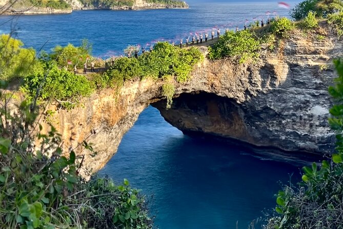Bali 2 Days and 1 Nights of Nusa Penida and Lembongan Tour - Kelingking Beach Starts the Show