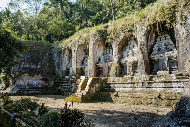 Bali Adventure Tour: Hidden Canyon, Tegenungan Waterfall, Goa Gajah temple - Smart packing for the 8.5-hour outing