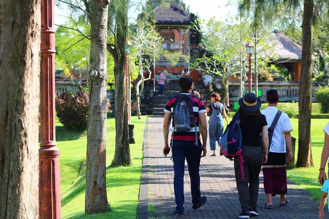 Bali Airport Arrival Transfer and Private Car Charter Combo - A calm landing at Ngurah Rai Airport