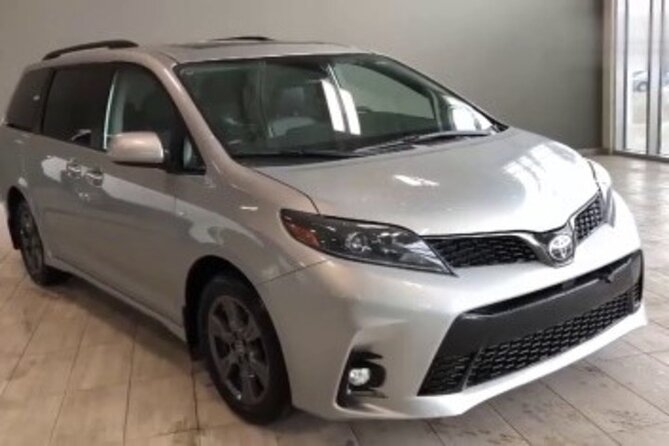 Bali Airport (DPS) Private Transfer to Multiple Destinations - Finding your driver at Ngurah Rai Airport