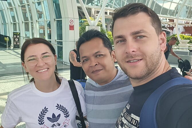 Bali airport transfer check in or check out Legian area - Timing, operating hours, and booking habits