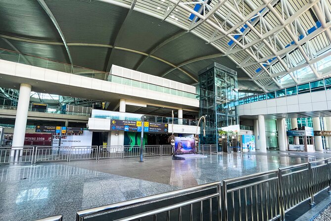Bali Airport Transfer Service - Meeting your driver at Ngurah Rai Airport