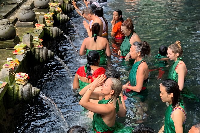 Bali: Barong Dance, Rice Terrace, Volcano, Temple, Waterfall Tour - Tegenungan Waterfall as the Final Stop