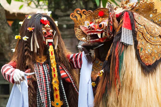 Bali: Barong Dance, Rice Terrace, Volcano, Temple, Waterfall Tour - Walking Through the Sacred Monkey Forest