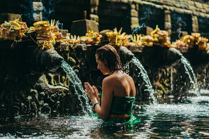 Bali: Bedugul Temple, Banyumala Waterfall, UNESCO Rice Terrace - What to pack and what to budget