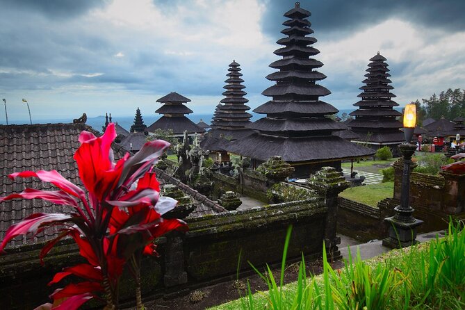 Bali Best Of Ubud Tour Private and All Inclusive - 7:00 AM pickup and the long ride to Besakih