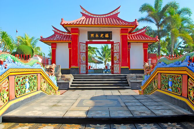 Bali Car-Charter: Amazing North Bali Tour - Brahma Vihara Arama, Bali’s largest Buddhist monastery