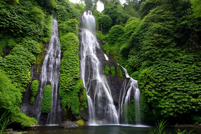 Bali Car Charter with English Speaking Driver - Uluwatu Temple and the southern cliffs