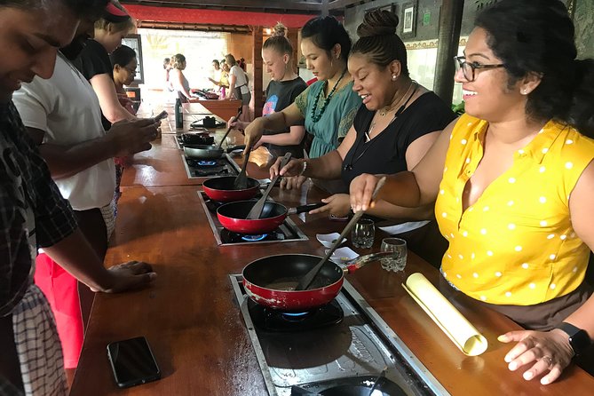 Bali Cooking Class Experience with All Inclusive - A cooking class that begins at home