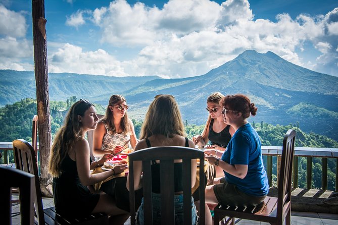 Bali Countryside Cycling Tours - Pakudui Village and Balinese art