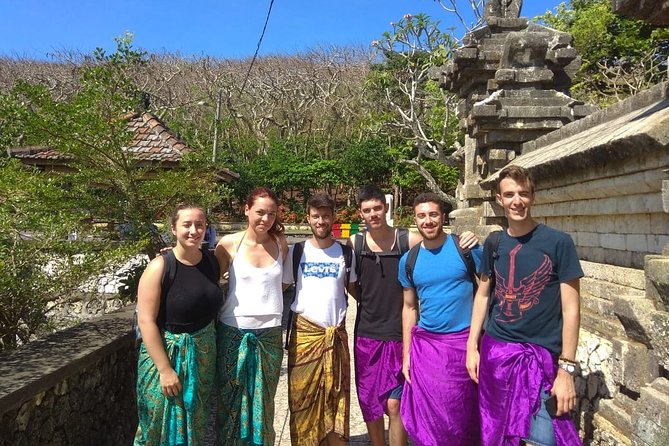 Bali (DPS) Airport arrival to Your Ubud accommodation - Why the private minivan matters