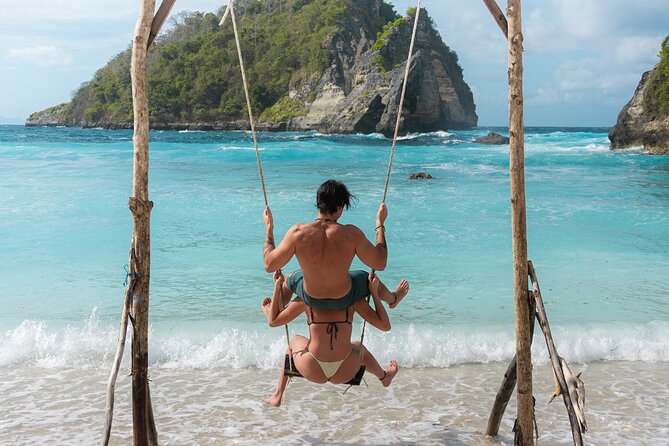 Bali East Nusa Penida Private Tour - All Inclusive - Molenteng Tree House: a famous viewpoint with an extra fee