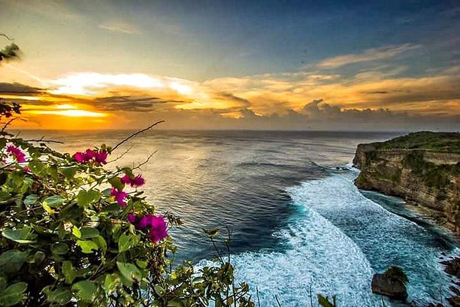 Bali Half Day Tour - Uluwatu Temple Sunset, Kecak Fire Dance, Jimbaran Dinner - Why this Bali evening works so well