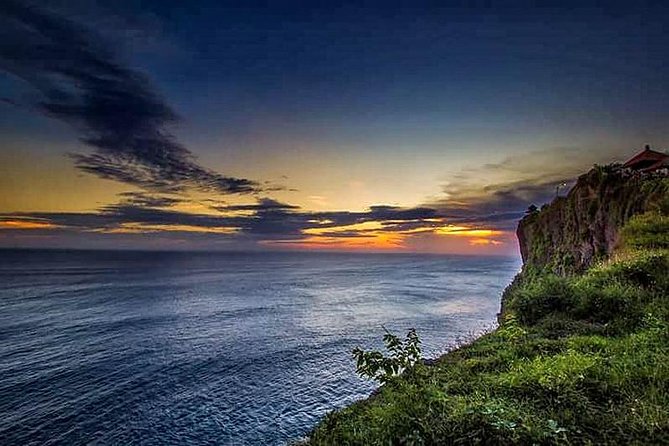 Bali Half Day Tour - Uluwatu Temple Sunset, Kecak Fire Dance, Jimbaran Dinner - The ride from Seminyak at 2:30 pm