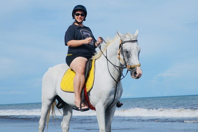 Bali Horse Riding Sanur Beach include Transport - What the private format means for your group