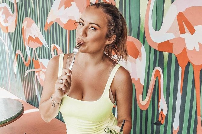 Bali Instagram Foodie Experience (Private Tour) - Seminyak Village adds a useful shopping pause
