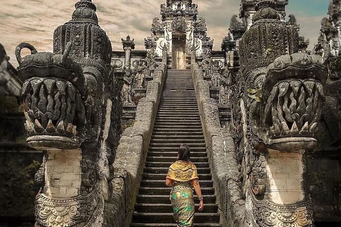 Bali Instagram Tour - All Inclusive - Tegalalang Rice Terrace and irrigation