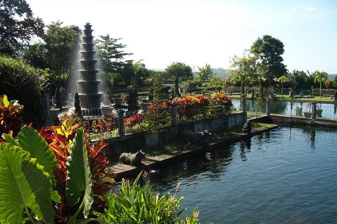 Bali Instagram Tour: The Most Popular Spots ( Private All-Inclusive ) - Tukad Cepung Waterfall’s cave-like setting