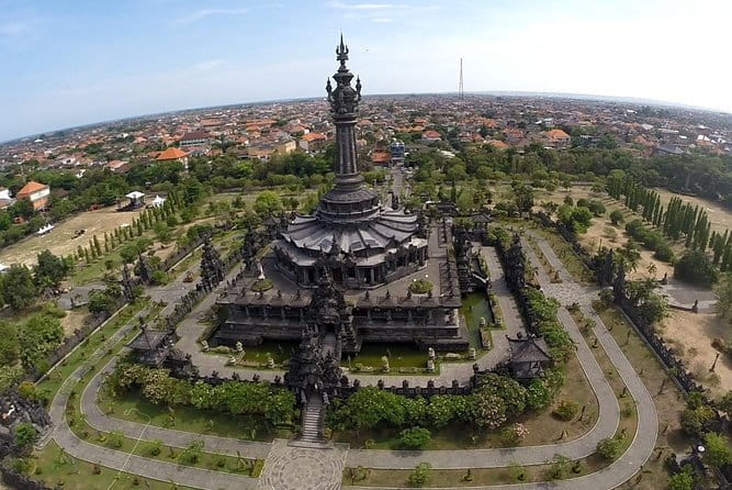 Bali Lempuyang Temple with Blue Lagoon Snorkeling - The water palace near Karangasem